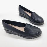 Beira Rio 4174-436 Round Toe Wedged Loafer Flat in Black